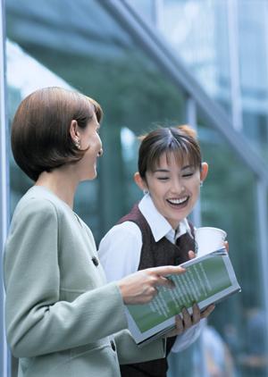 オシャレなブランド服の販売サイト